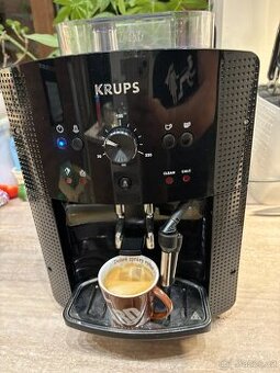 Krups Essential EA810B70