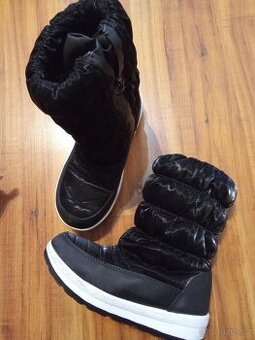 Zimní sněhule vel 33