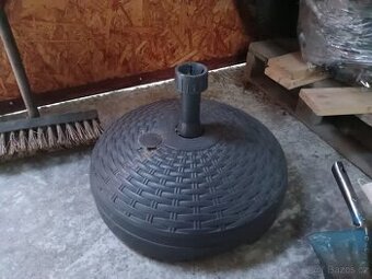 Stojan na slunečník 35mm