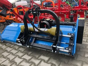 Mulčovač za traktor / kladívkový / hydr. posuv