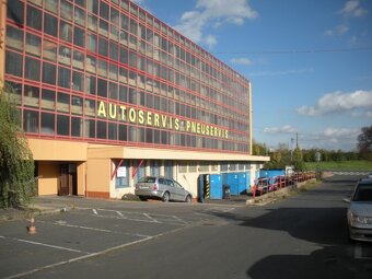 Praha 9-Prosek/Střížkov-pronájem garážového stání