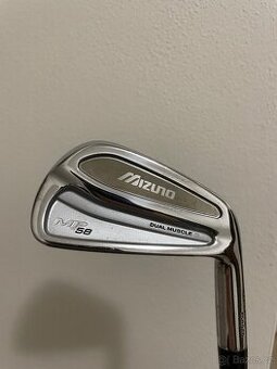 MIZUNO golfové hole v bagu Nike