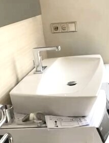 Designové umyvadlo s baterií -BEZ POŠKOZENÍ, odpad uprostřed