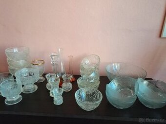 Poháry, vázy, misky