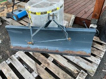 pluh na sníh za malotraktor