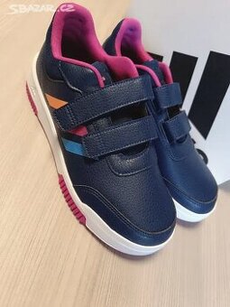 Nové dívčí boty Adidas vel. 38 2/3