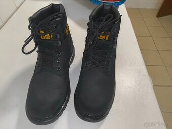 Boty Caterpillar, stav jako nové, velikost 42, stélka cca 27