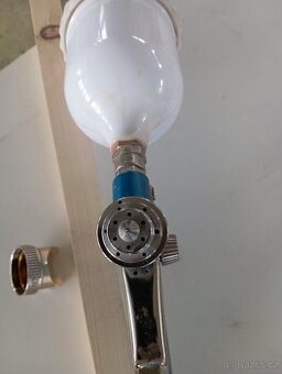 Stříkací pistole SATA