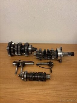 Převodovka Triumph Street Triple 765 RS 2023