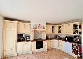 Zdobná vanilková kuchyně (1603.22)