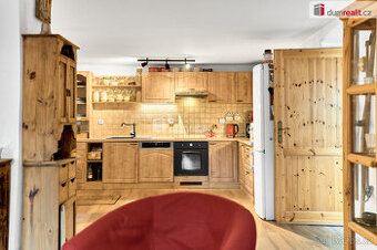 Prodej rodinného domu po kompletní rekonstrukci, 100 m² – Bl