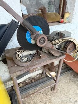 Stolní rozbrušovačka na kov – nálezový stav