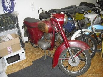 ČZ 125 DE LUXE