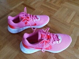 Běžecké boty Nike - 1