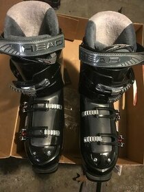 Prodám NOVÉ lyžařské boty HEAD
