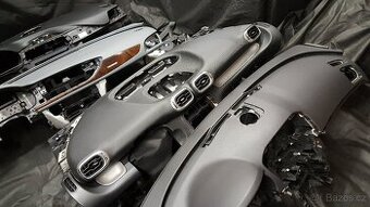 Palubní deska Airbag bezpečnostní pás dopinač pásu
