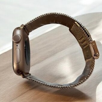 Apple Watch Series 10 42 GPS růžovo zlatý hliník