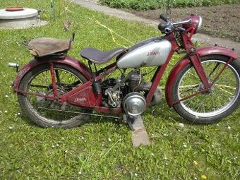 JAWA VILLIERS (chobot)r.v.1933 dlouhá léta uložená na půdě