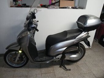 Honda sh 300