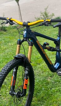 Nukeproof Mega, velikost M carbon