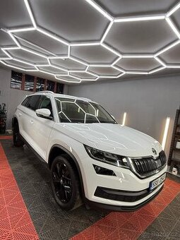Prodám škoda kodiaq 2.0 TDI, 140kw, dsg 4x4