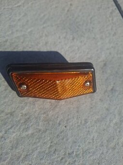 Nový boční blinkr Fiat 125 P
