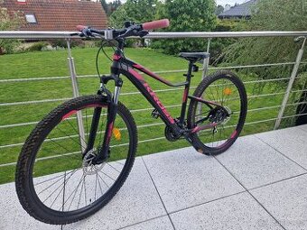 Dámské horské kolo Kross Lea 6.0 vel. 17, 3x 8 převodů