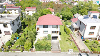 Prodej rodinného domu 4+1, pozemek 787m2, ulice Želivská, Le
