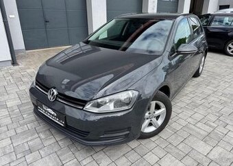 Volkswagen Golf 1.2 TSi benzín manuál 77 kw