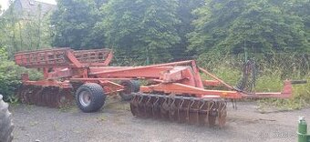 Diskový podmítač KUHN XM 44