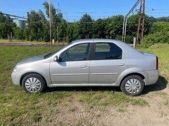Dacia Logan 1.6i sedan. 66 200 KM