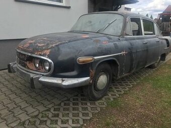 Tatra 603 rok 1974 motor V8