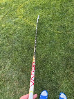 Hokejka Bauer hyperlite 70 flex P92