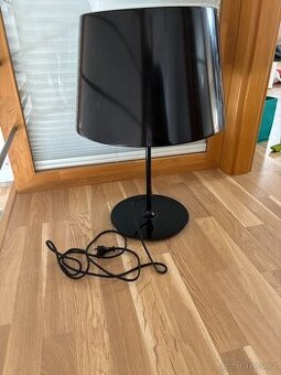 IKEA KULLA – stolní lampa, černá