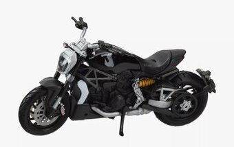 Model motorky Ducati XDiavel S Black