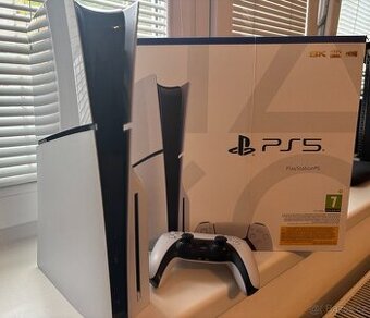 PS5 Slim s mechanikou - perfektní stav, možnost vyzkoušet