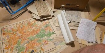 Soubor různých starých map