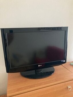 LG 26LH201C + set top box a pokojova antena