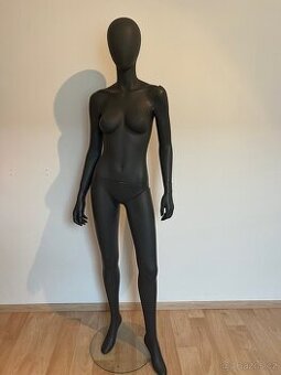 Figurina damska