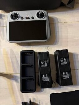 DJI Mavic 3 Pro Fly More Combo