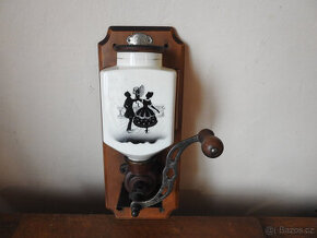 Mlýnek na  kávu Kafemlýnek na zeď na pověšení Rokoko