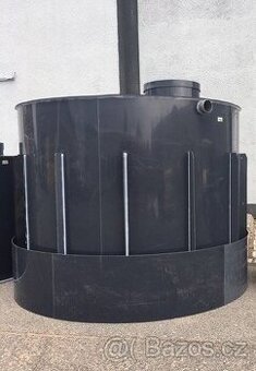 Retenční nádrže a odpadní jímky 10m3 pro obetonování