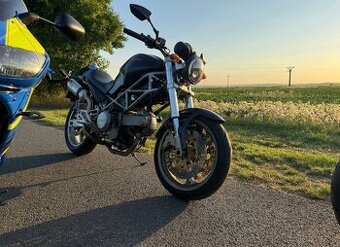 Ducati Monster