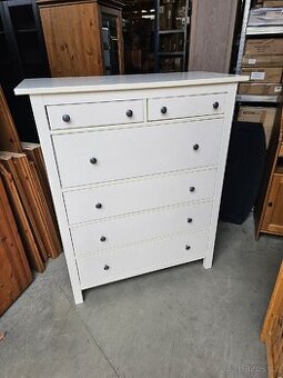 HEMNES KOMODA IKEA V LESKU