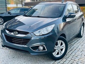 Hyundai ix35 2.0i 120KW 4x4 BENZIN MANUÁL VÝHŘEV TAŽNÉ