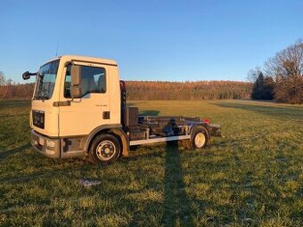 Hákový  nosič kontejnerů