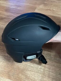 Lyžařská helma Tchibo