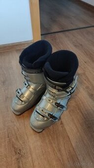 Dámské lyžařské boty 26.5