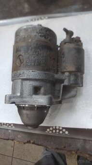 Prodám startér Bosch