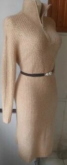 Teplé béžové svetrové šaty